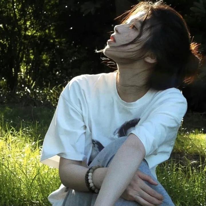 轻拍翻转小魔女