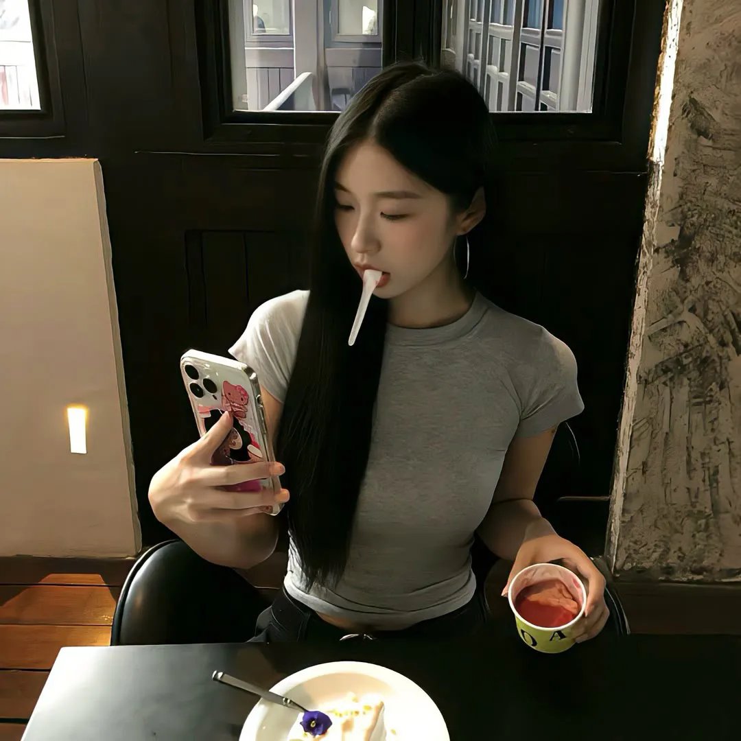 开画少女漫